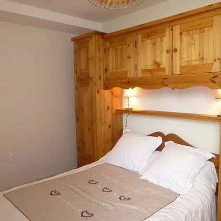 Les Noisettes Feriehus Lhommaize